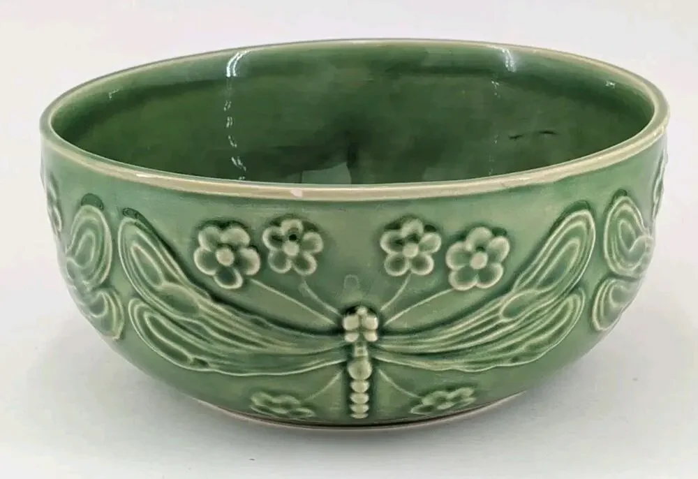 World Market Dragonfly Bowl Green Bordallo Pinheiro Portugal Serving Bowl 7 3/4